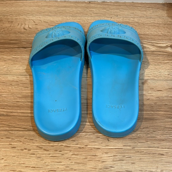 Versace Slides - Picture 3 of 3